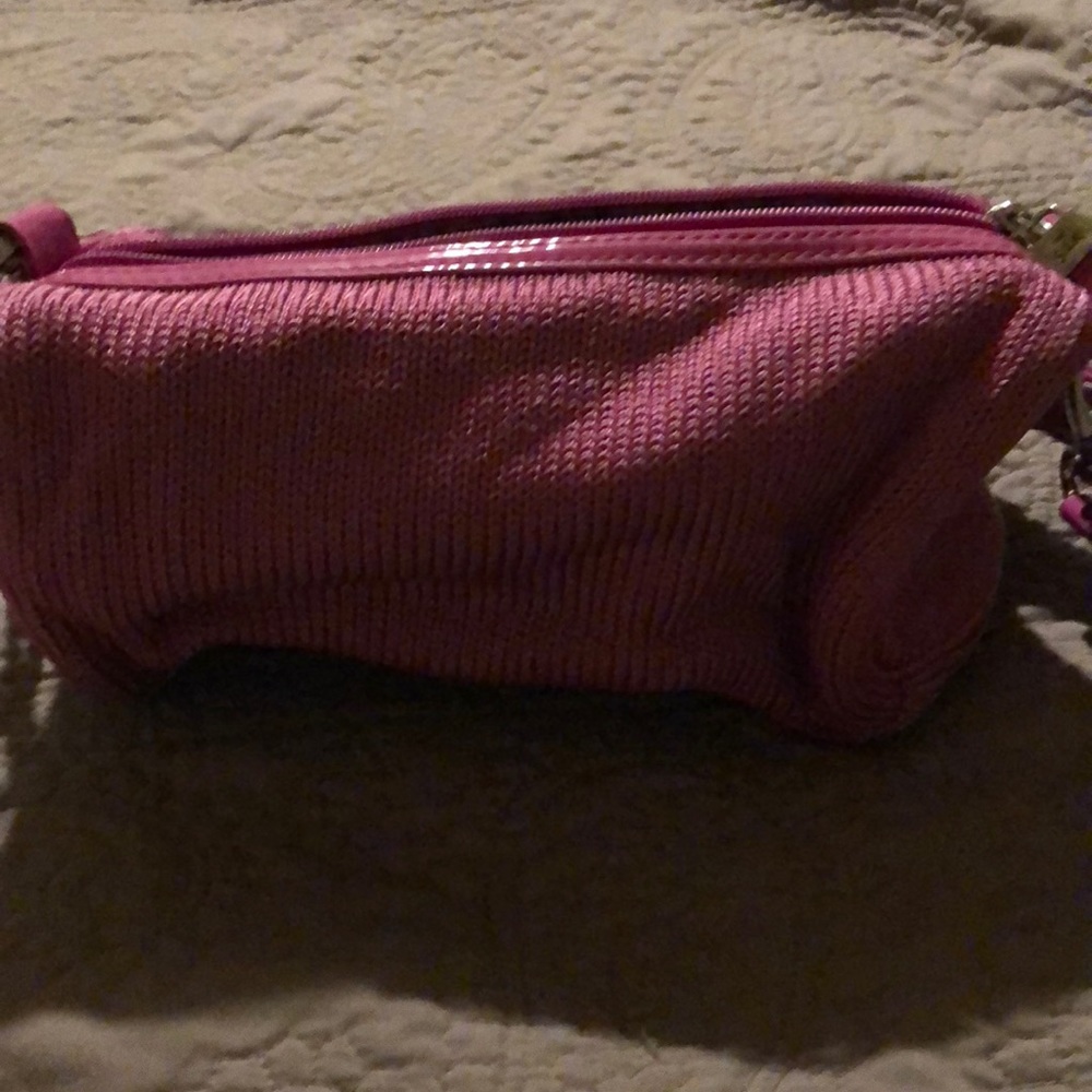 The SAK round purse
